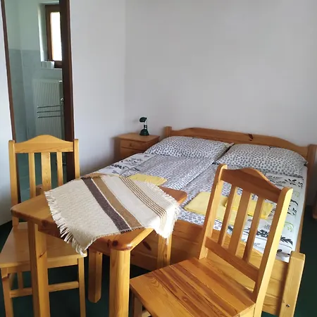 Domcek Jarka Landsted Dedinky